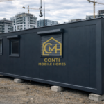 Wnętrze kontenera budowlanego – stanowiska pracy, zaplecze techniczne i przestrzeń biurowa