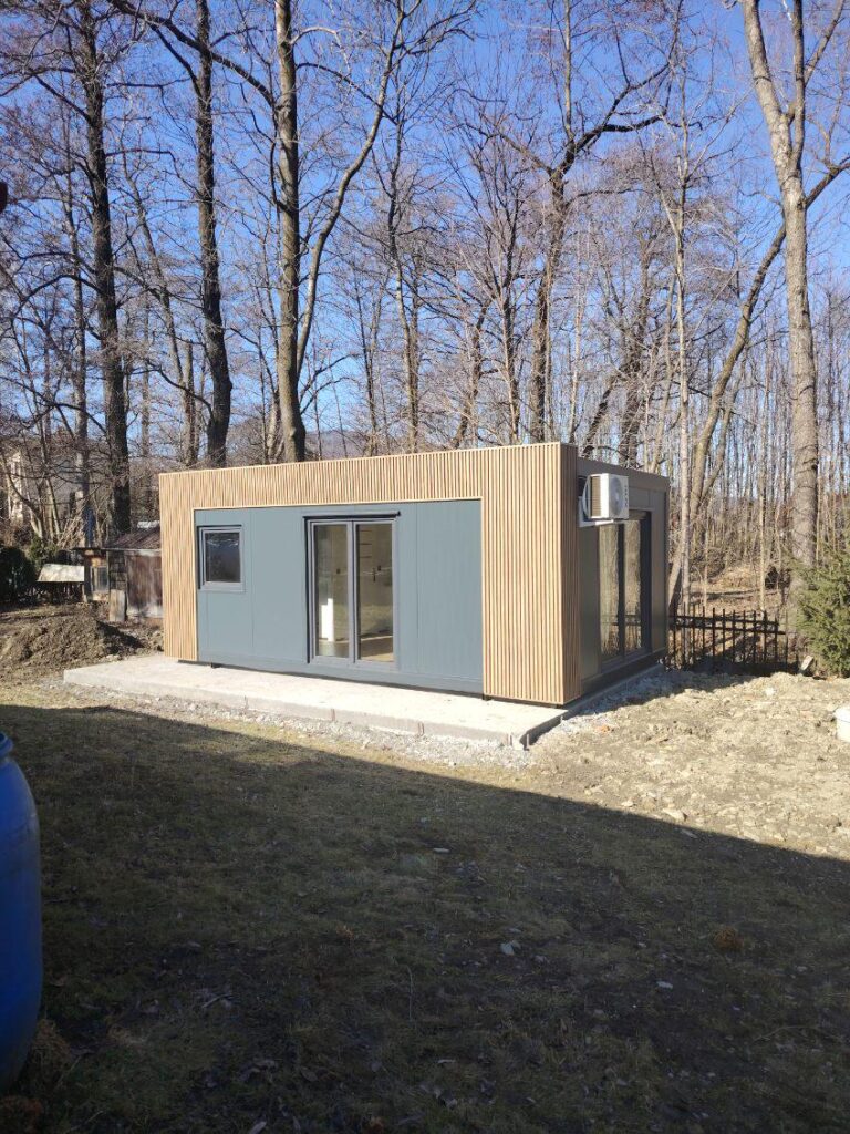 Producent kontenerów (2)